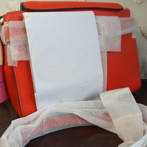 New With Tags - Kate Spade - Lava Red - Medium Crossbody Bag - Picture 10 of 15